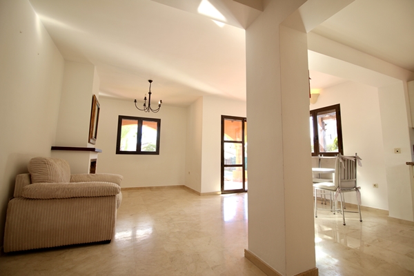 Image No.18-2 Bed Villa for sale