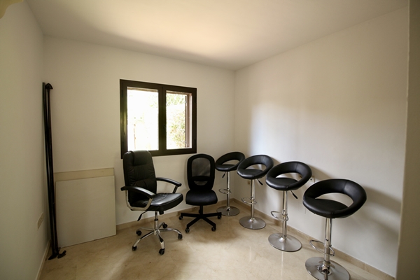 Image No.29-2 Bed Villa for sale