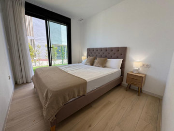 10-bb915d1cb19341576dcdc994b81ab9c5-144