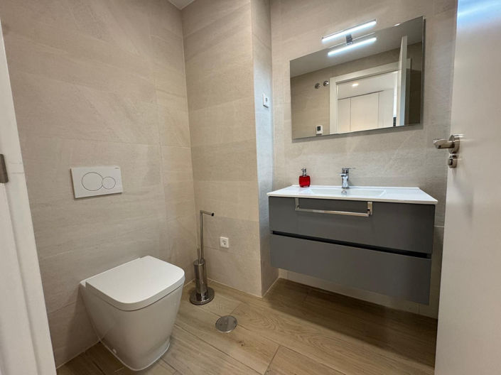 Image No.12-2 Bed Apartment for sale