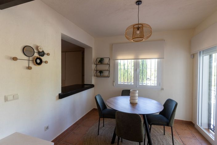 Image No.14-2 Bed Villa for sale