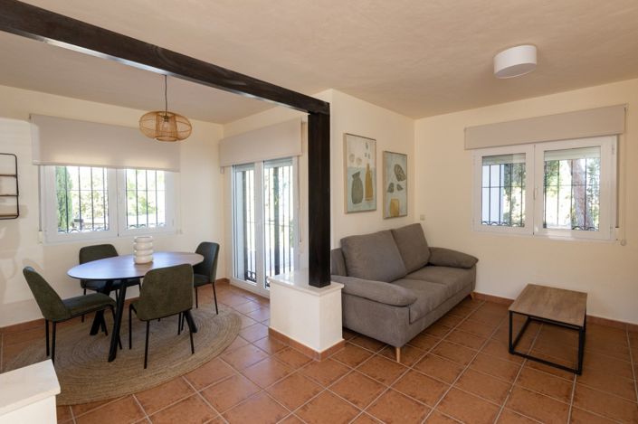 Image No.19-2 Bed Villa for sale