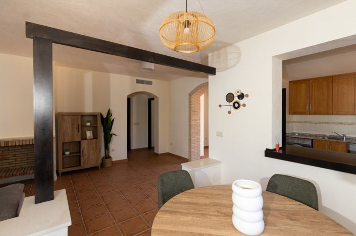 Image No.22-2 Bed Villa for sale