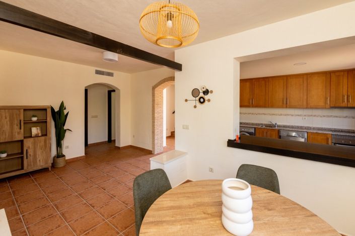 Image No.27-2 Bed Villa for sale