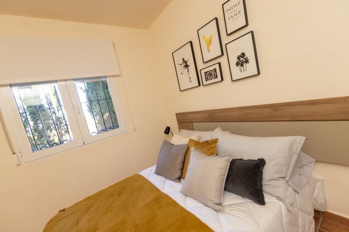 Image No.29-2 Bed Villa for sale
