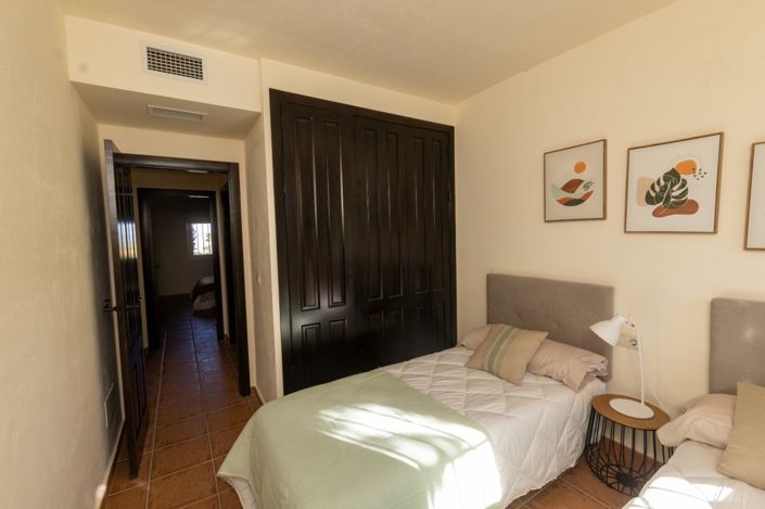 Image No.36-2 Bed Villa for sale