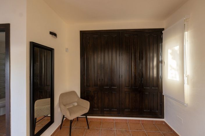 Image No.50-2 Bed Villa for sale