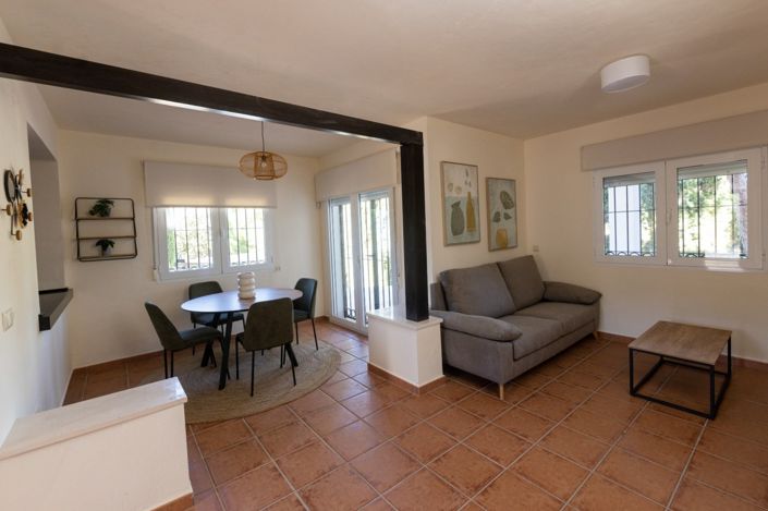 Image No.9-2 Bed Villa for sale