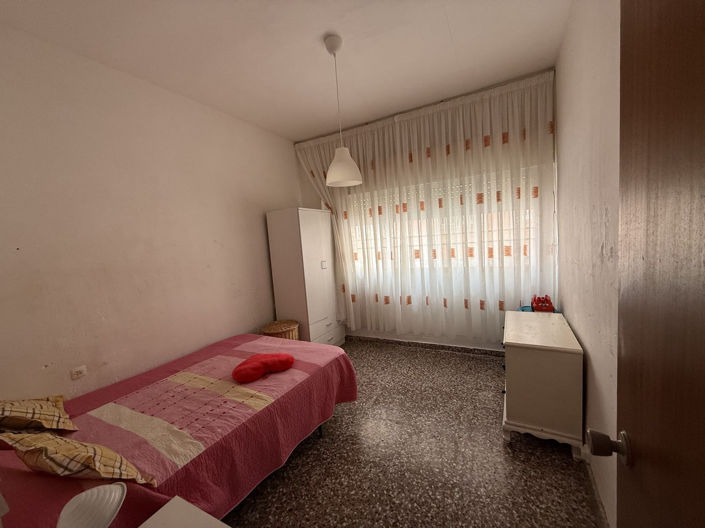 Image No.8-3 Bed Apartment for sale