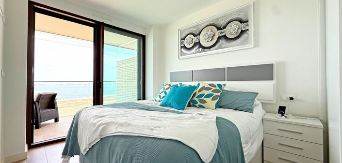 Image No.6-3 Bed Property for sale