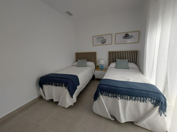 Image No.12-2 Bed Villa for sale
