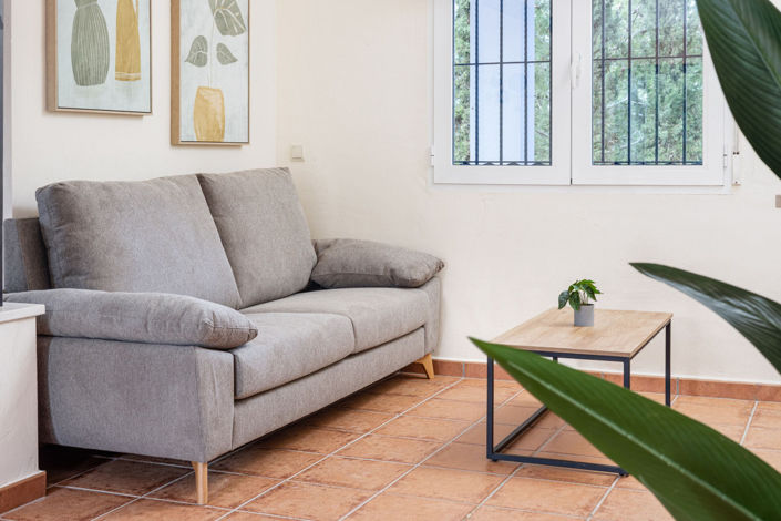 Image No.10-3 Bed House for sale