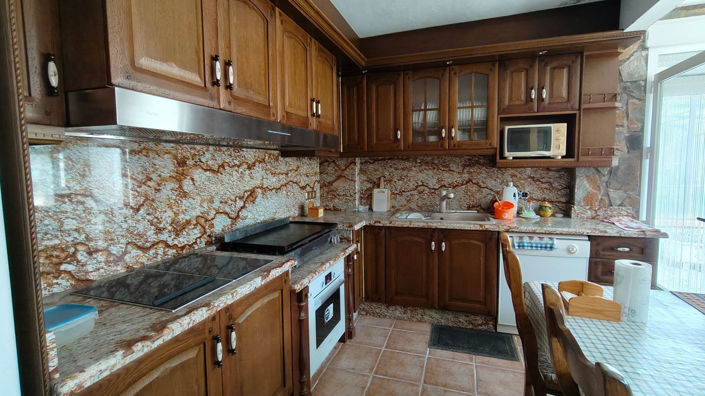 Image No.3-3 Bed House for sale