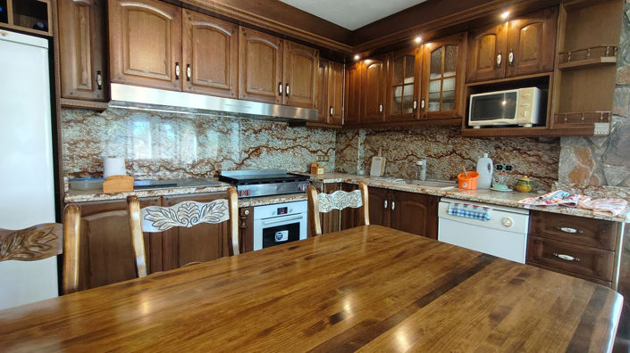 Image No.6-3 Bed House for sale