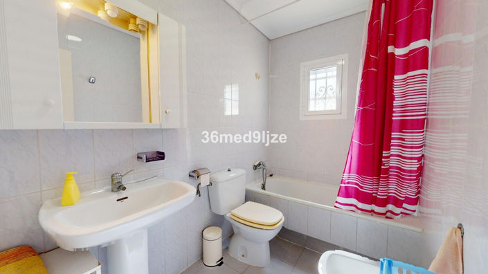 Image No.12-2 Bed Villa for sale