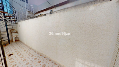 15-11d12f2f454f2f5e9b981fdd8b901d51-20