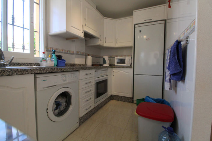 Image No.14-3 Bed House for sale