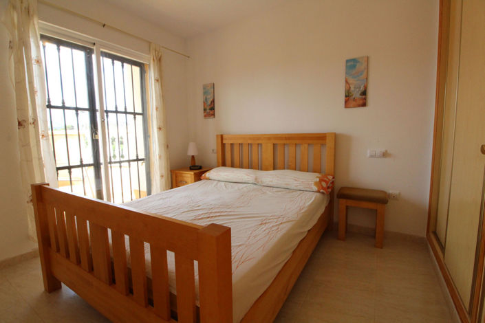 Image No.15-3 Bed House for sale