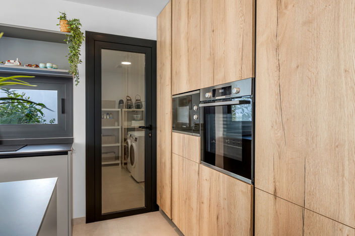 Image No.14-3 Bed House for sale