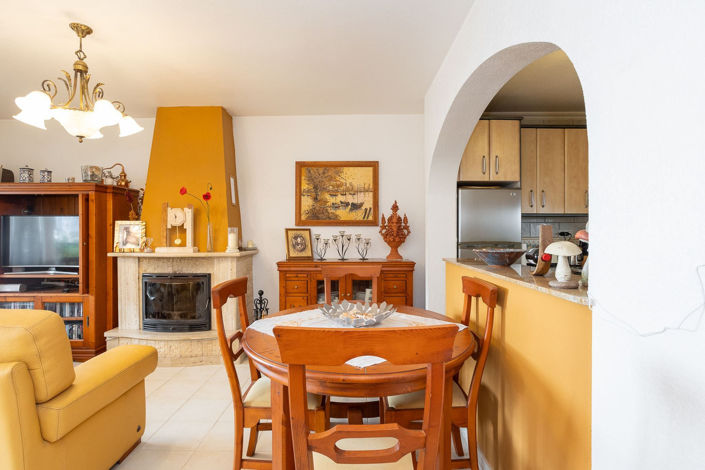 Image No.14-3 Bed House for sale