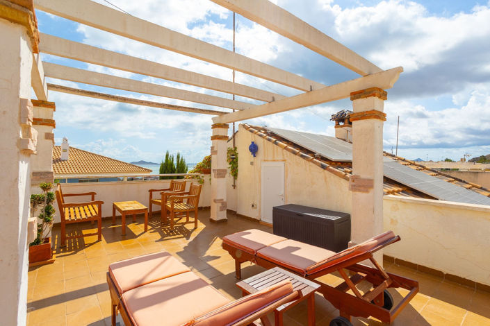 Image No.7-3 Bed House for sale