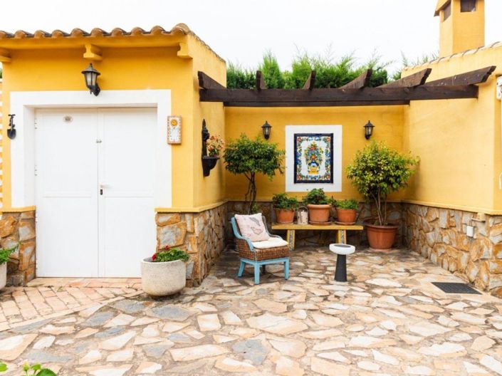 Image No.18-4 Bed Villa for sale