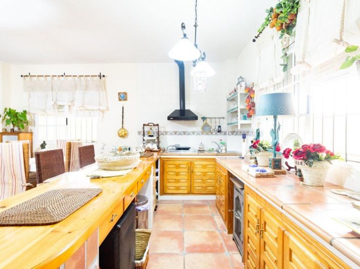 Image No.38-4 Bed Villa for sale