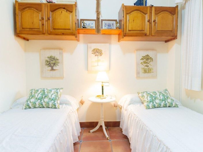 Image No.40-4 Bed Villa for sale