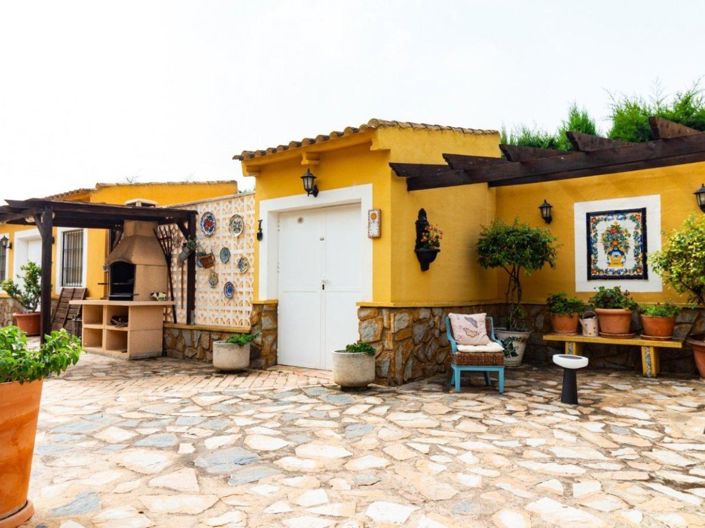 Image No.57-4 Bed Villa for sale