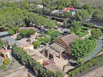 32c7705f-f1b0-4f09-b8d7-fe36db5ce710