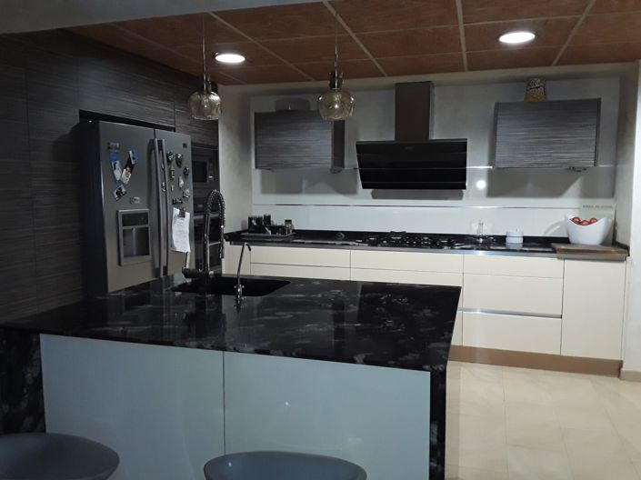 Image No.12-3 Bed Villa for sale