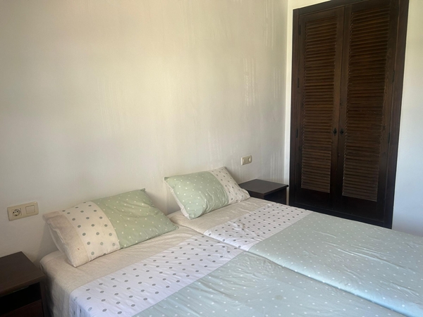 Image No.19-3 Bed Villa for sale