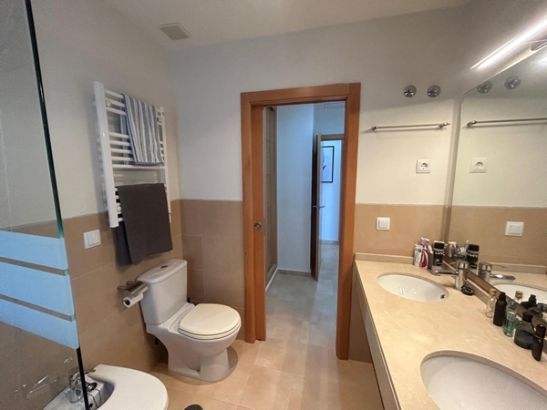 Image No.19-2 Bed Apartment for sale