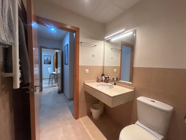 Image No.22-2 Bed Apartment for sale