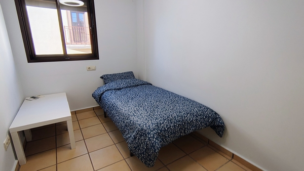 Image No.14-3 Bed Townhouse for sale