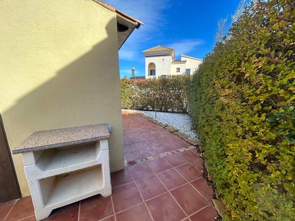 Image No.8-1 Bed Villa for sale