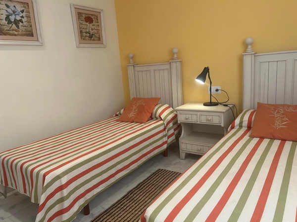 Image No.13-3 Bed Apartment for sale