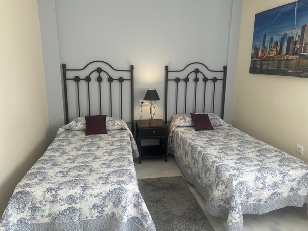 Image No.15-3 Bed Apartment for sale