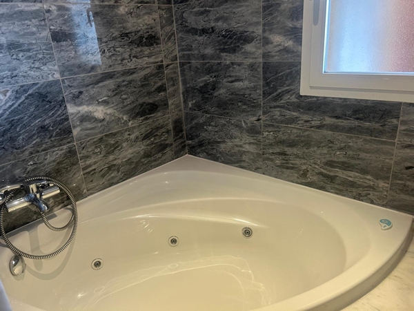 Image No.17-3 Bed Apartment for sale