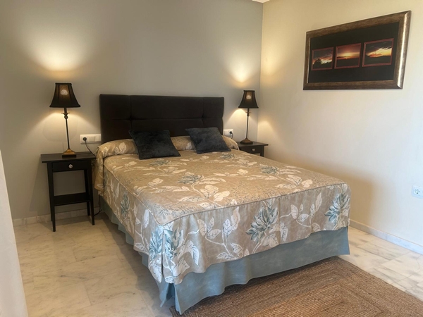 Image No.18-3 Bed Apartment for sale