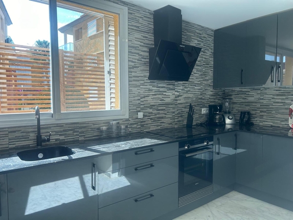 Image No.9-3 Bed Apartment for sale