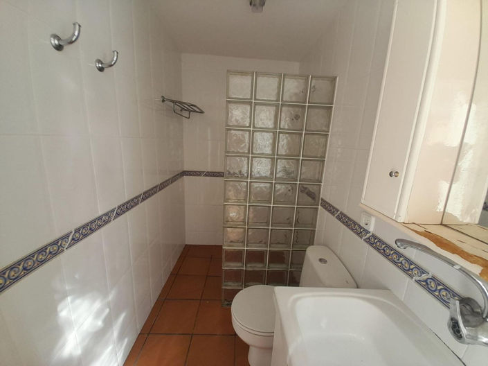 Image No.20-3 Bed Villa for sale