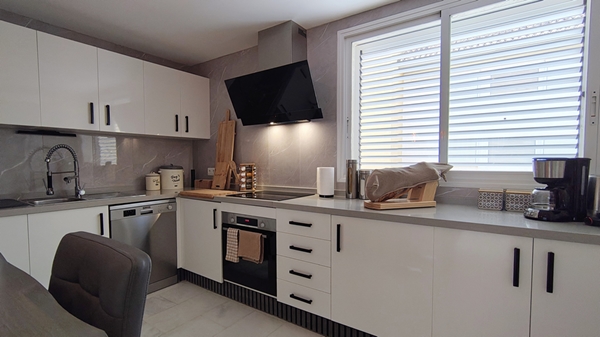 Image No.20-2 Bed Apartment for sale