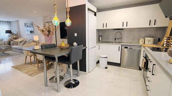 Image No.24-2 Bed Apartment for sale