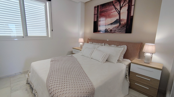 Image No.39-2 Bed Apartment for sale