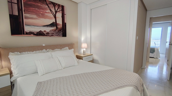 Image No.40-2 Bed Apartment for sale