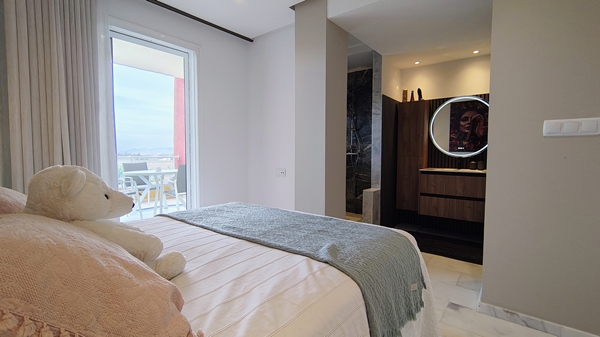 Image No.44-2 Bed Apartment for sale