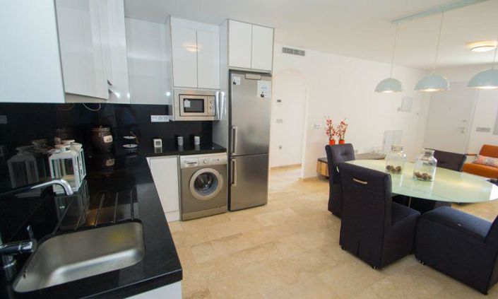 Image No.20-2 Bed Apartment for sale