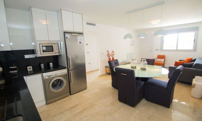 Image No.4-2 Bed Apartment for sale