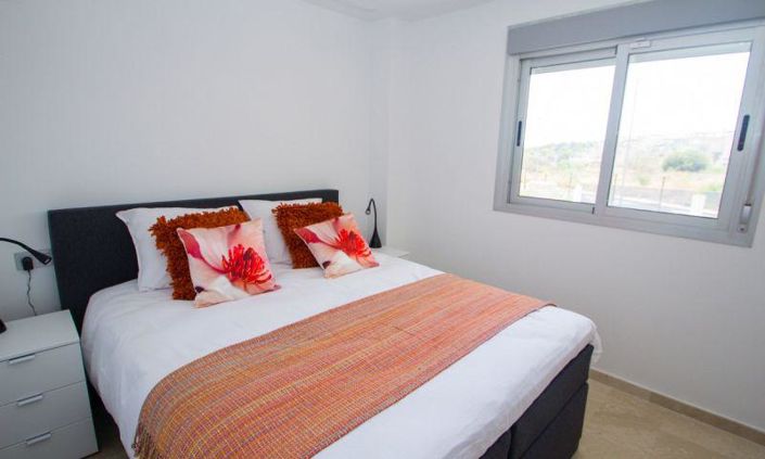 Image No.6-2 Bed Apartment for sale